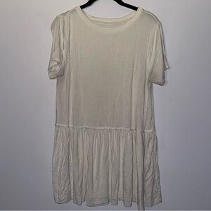 White short sleeve tunic women’s size medium